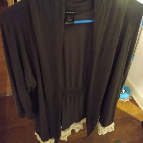 Cover up - Picture 2 of 3